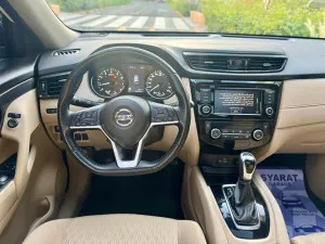 2022 Nissan XTrail SV