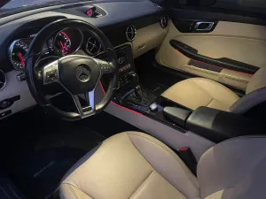 2014 مرسيدس-بنز اس ال كي SLK200