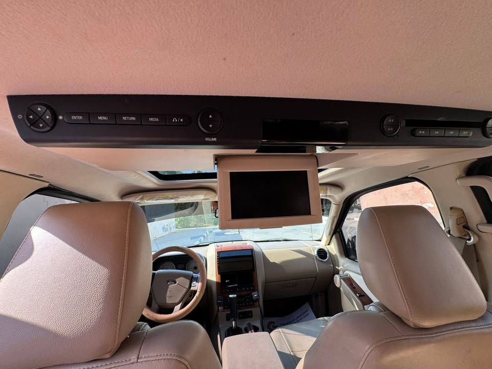 2009 Ford Explorer ST