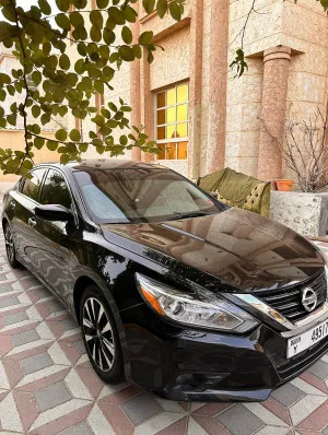 2018 نيسان سنترا Midnight Edition