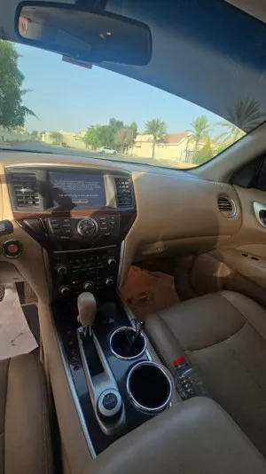 2014 Nissan Pathfinder S