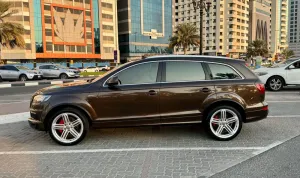 2014 اودي كيو٧ Prestige