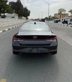 2022 هيونداي النترا SEL