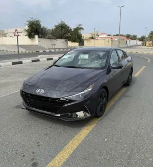 2022 هيونداي النترا SEL