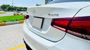 2020 مرسيدس-بنز الفئة - A A220 Sedan