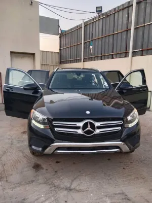 2017 مرسيدس-بنز GLC - جي ال سي GLC300