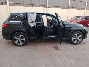 2017 مرسيدس-بنز GLC - جي ال سي GLC300