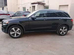 2017 مرسيدس-بنز GLC - جي ال سي GLC300