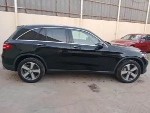 2017 مرسيدس-بنز GLC - جي ال سي GLC300