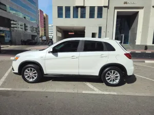 2019 ميتسوبيشي آي أس أكس GLX 4WD
