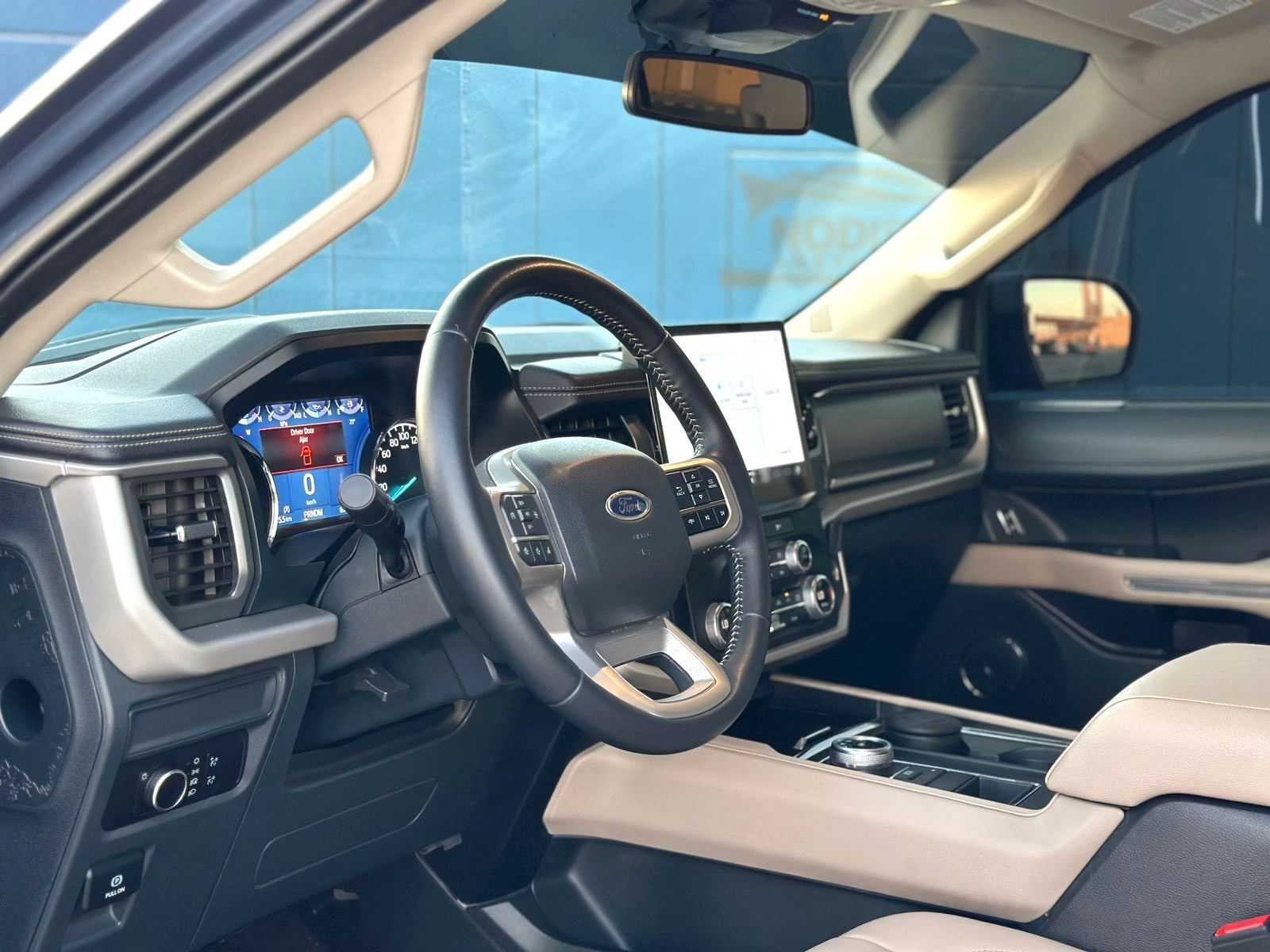 2023 فورد اكبيديشن XLT Premium