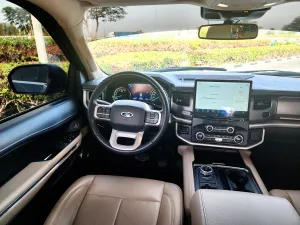 2023 فورد اكبيديشن XLT Premium