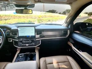 2023 فورد اكبيديشن XLT Premium