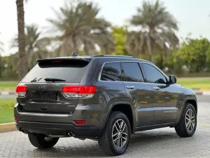 2018 جييب جراند شيروكي SRT