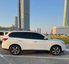 2014 Nissan Pathfinder Platinum