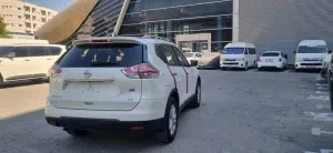 2016 نيسان اكس تريل SL