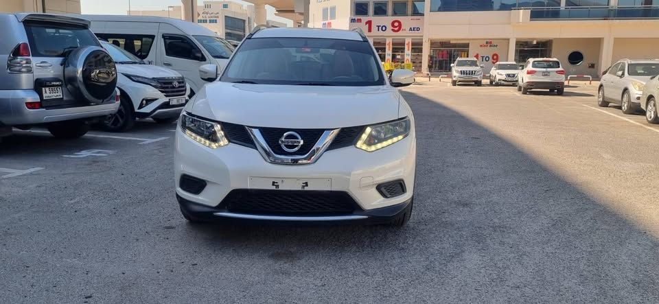 2016 نيسان اكس تريل SL