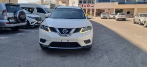 2016 نيسان اكس تريل SL