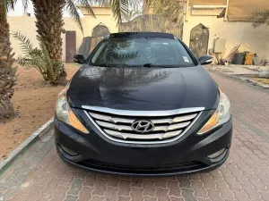 2012 هيونداي سوناتا SE