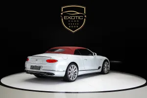 2022 بنتلي كونتيننتال GTC First Edition