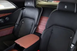 2024 رولز رويس سبيكتر standard