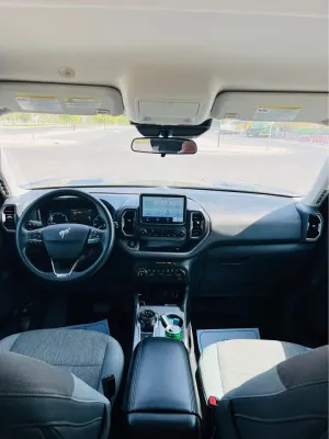 2021 فورد برنكو Base