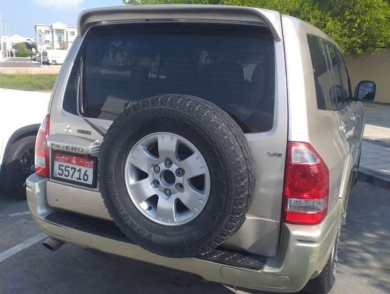 2006 Mitsubishi Pajero Signature Edition