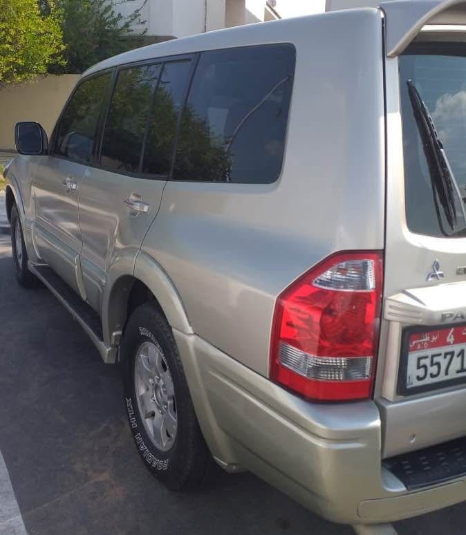 2006 Mitsubishi Pajero Signature Edition