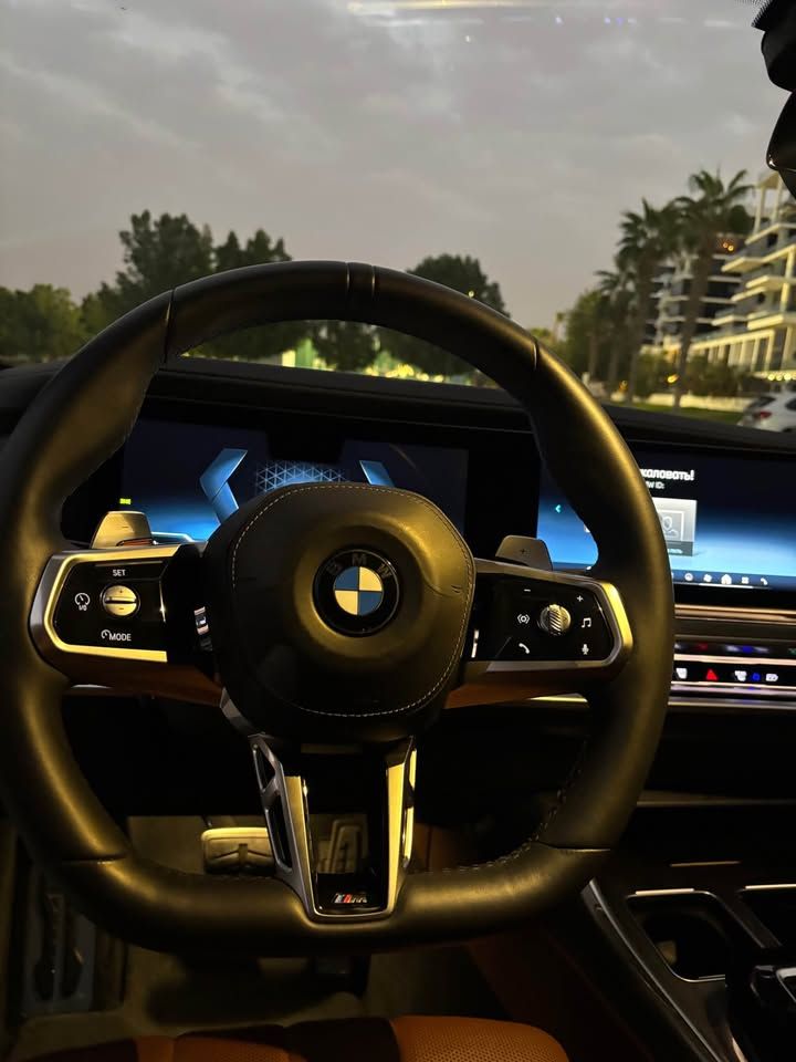 2023 بي أم دابليو الفئة - 7 735i