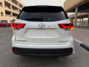 2017 تويوتا هايلاندر Hybrid VXR