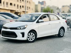 2022 كيا بيجاس Standard