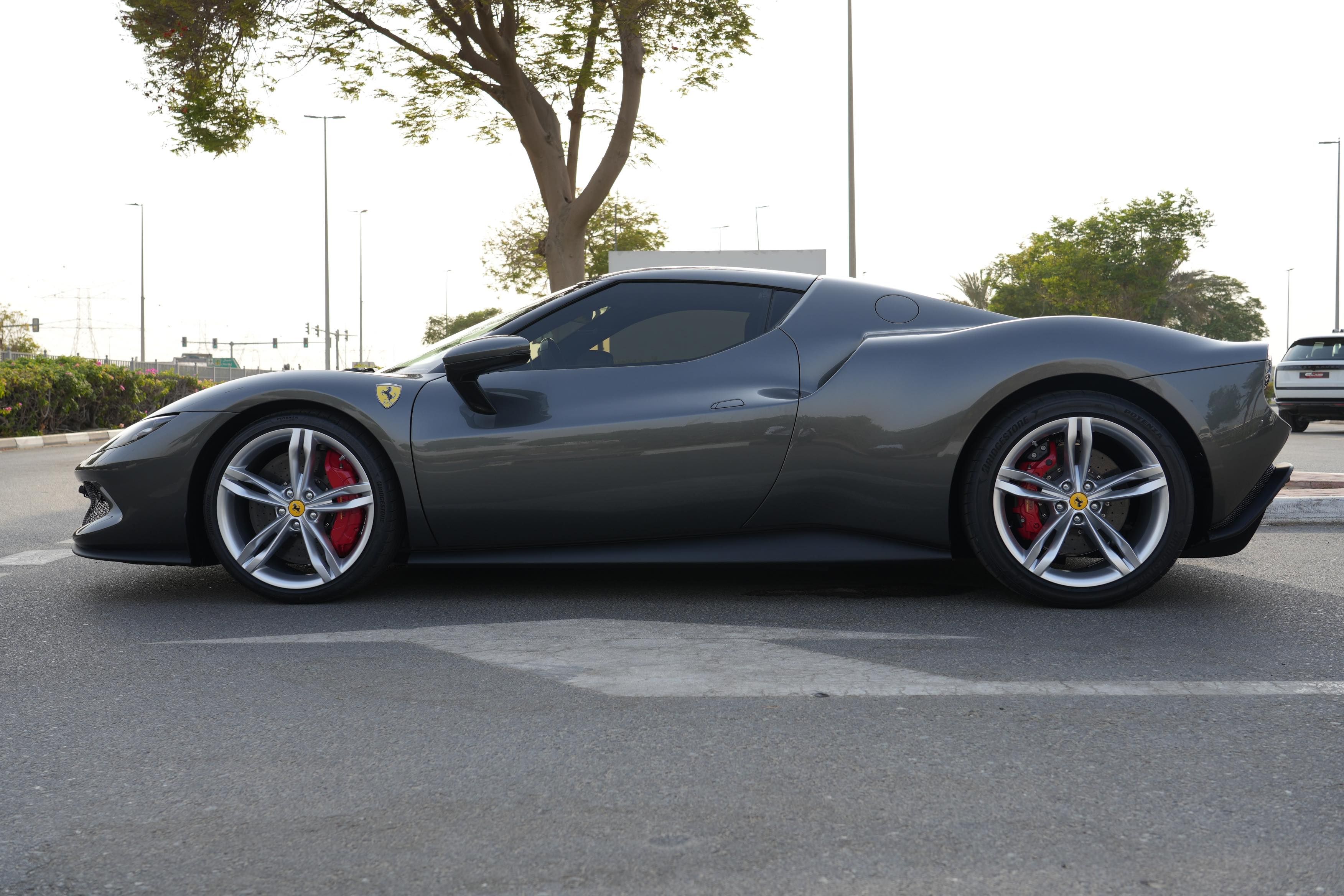 2023 فيراري 296 جي تي بي GTB