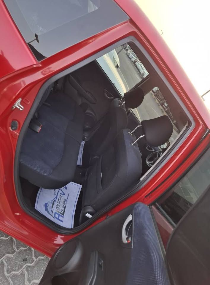 2014 Honda Jazz HyBird