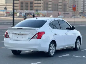 2014 نيسان فيرسا SR