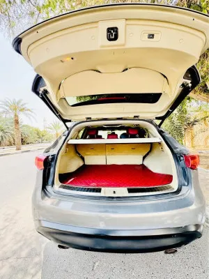 2012 Infiniti FX35