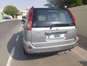 2012 نيسان اكس تريل SL