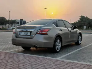2015 نيسان آلتيما S