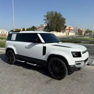 2024 لاند روفر ديفندر 110 HSE