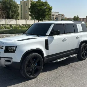 2024 لاند روفر ديفندر 110 HSE