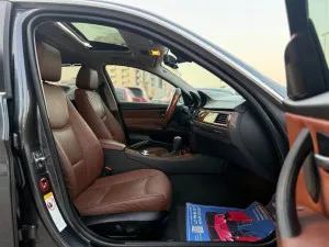 2006 بي أم دابليو الفئة - 3 330i