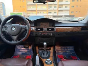 2006 بي أم دابليو الفئة - 3 330i