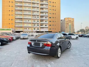 2006 بي أم دابليو الفئة - 3 330i