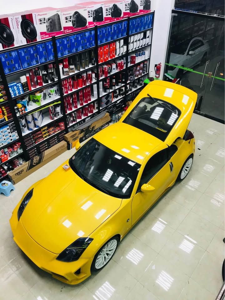 2005 Nissan 350Z Touring