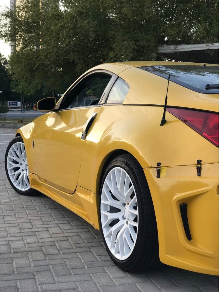 2005 Nissan 350Z Touring