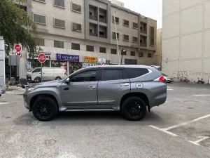 2016 ميتسوبيشي مونتيرو Limited