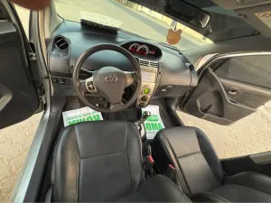 2012 Toyota Yaris Dynamic