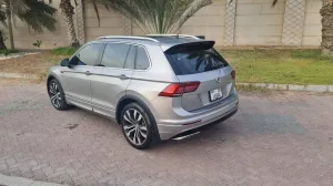 2019 فولجس فاجن تيغوان SE R-Line Black