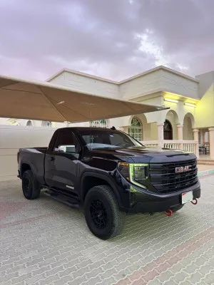 2023 GMC Sierra Elevation