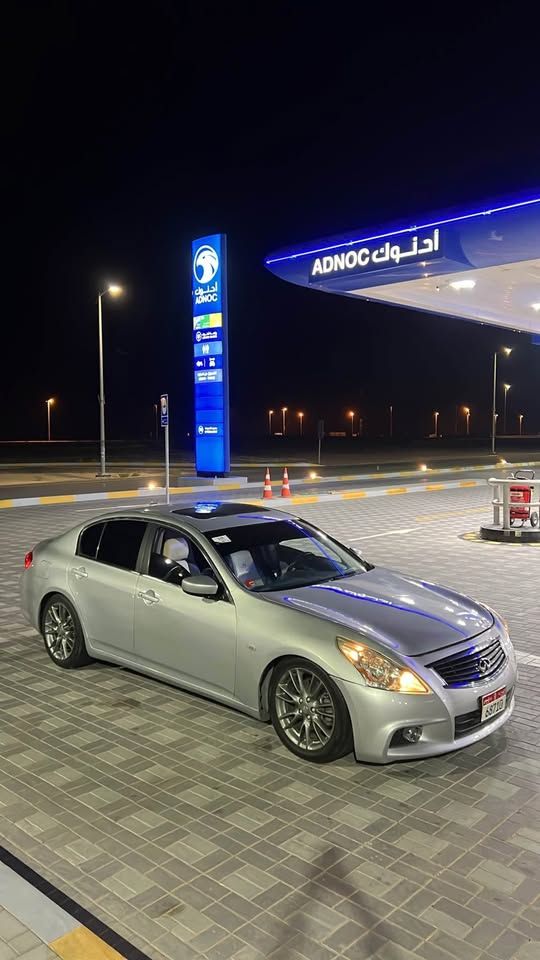 2010 إنفينيتي جي ٣٧