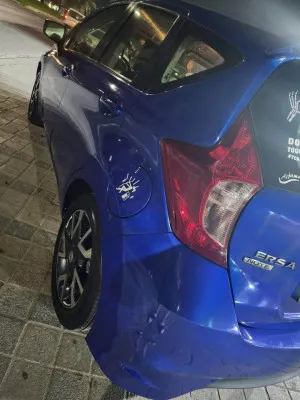 2015 Nissan Versa SR